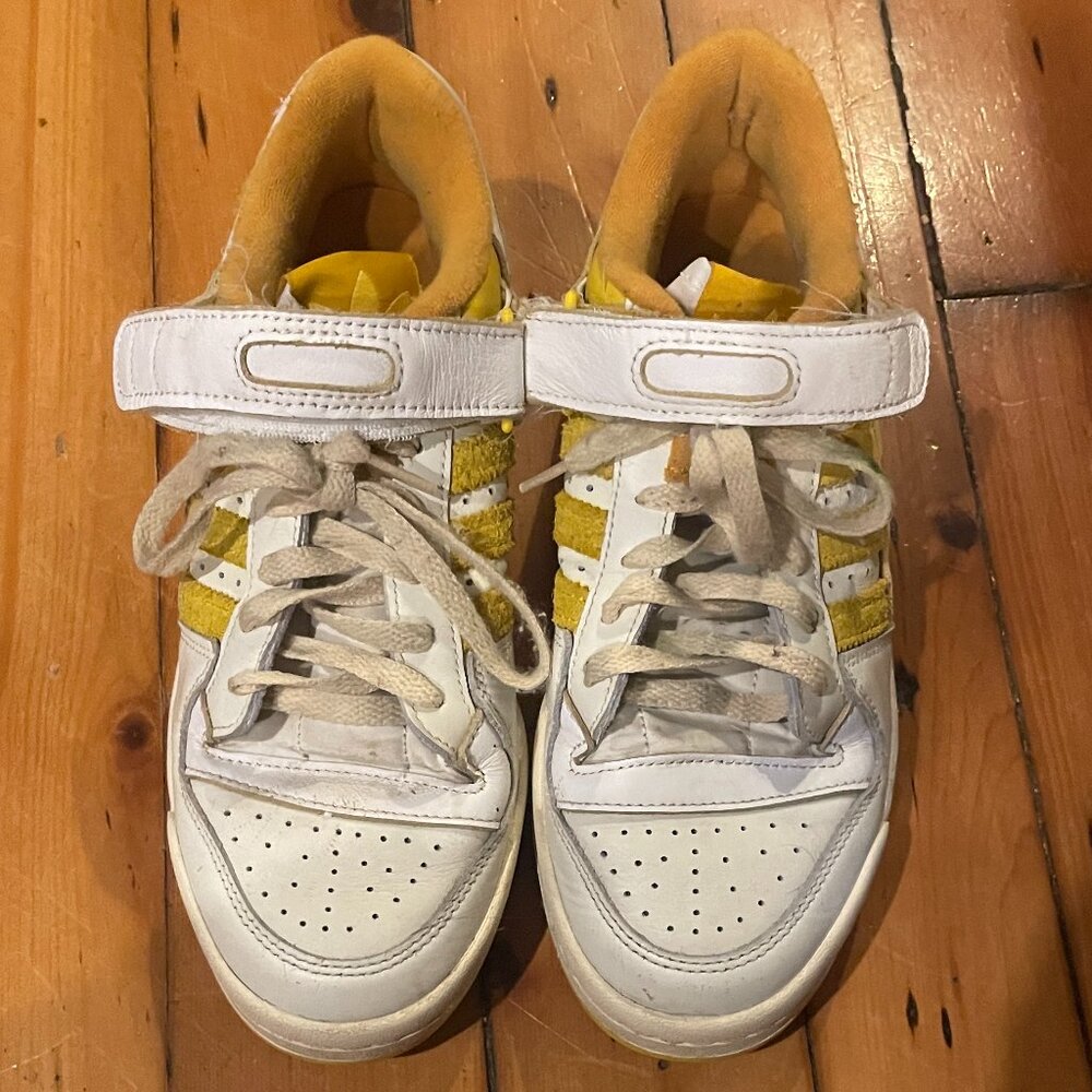 Adidas Forum 84 Low White Yellow Athletic Casual Shoes Men's Size 7 US GX4537